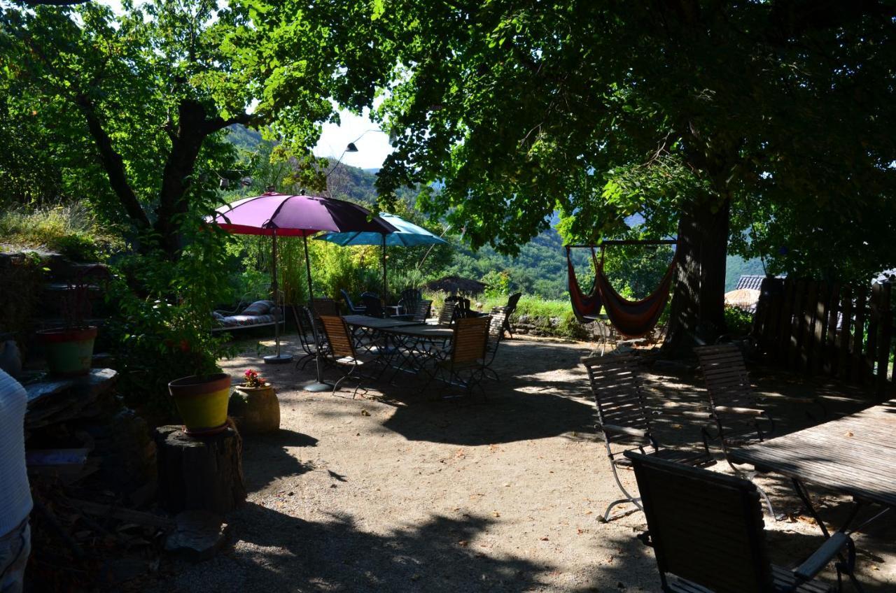 Le petit nid (le MàS du Plot) Sablieres Exterior foto